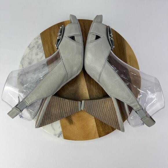 COMFORT Vince Camuto Majorca Lt Gray Leather Slingback Stacked Heel Peep Toe 10 - Picture 6 of 13